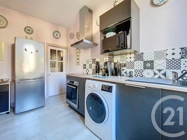 Appartement F3 à vendre - 3 pièces - 74.13 m2 - ROCHEFORT - 17 - POITOU-CHARENTES - Century 21 L'Arsenal