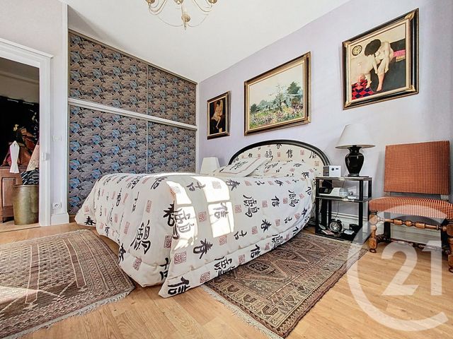 Appartement F3 à vendre - 3 pièces - 74.13 m2 - ROCHEFORT - 17 - POITOU-CHARENTES - Century 21 L'Arsenal