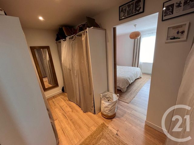 maison à vendre - 6 pièces - 200.0 m2 - BREUIL MAGNE - 17 - POITOU-CHARENTES - Century 21 L'Arsenal