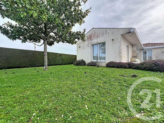 maison à vendre - 7 pièces - 137.57 m2 - ST AGNANT - 17 - POITOU-CHARENTES - Century 21 L'Arsenal