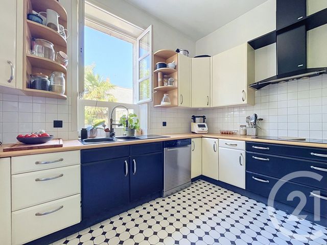 maison à vendre - 7 pièces - 329.0 m2 - ROCHEFORT - 17 - POITOU-CHARENTES - Century 21 L'Arsenal