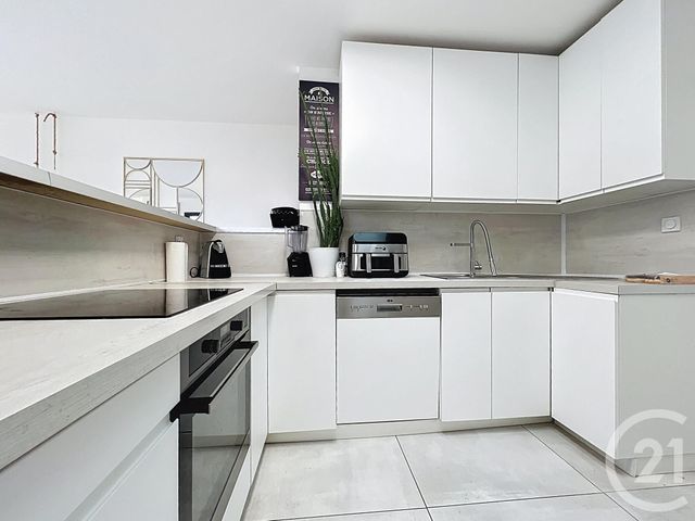 maison à vendre - 11 pièces - 237.48 m2 - AIGREFEUILLE D AUNIS - 17 - POITOU-CHARENTES - Century 21 L'Arsenal