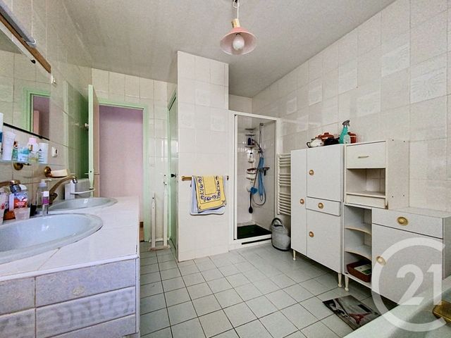 maison à vendre - 6 pièces - 157.0 m2 - ECHILLAIS - 17 - POITOU-CHARENTES - Century 21 L'Arsenal