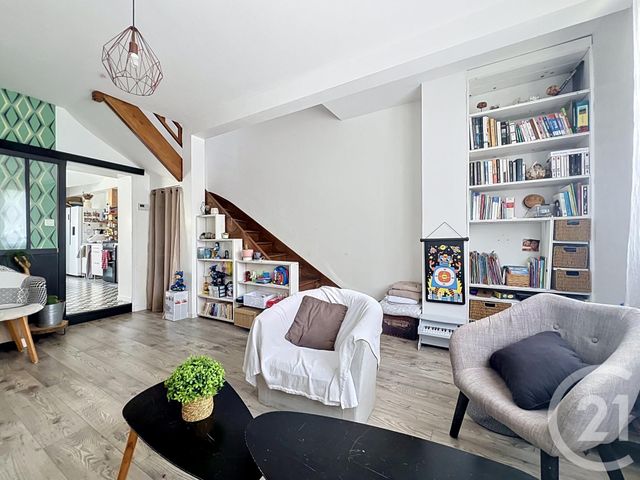 maison à vendre - 4 pièces - 91.64 m2 - ROCHEFORT - 17 - POITOU-CHARENTES - Century 21 L'Arsenal