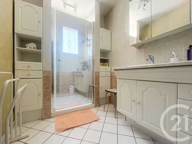 maison à vendre - 5 pièces - 127.0 m2 - ROCHEFORT - 17 - POITOU-CHARENTES - Century 21 L'Arsenal