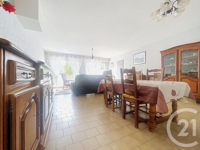 maison à vendre - 5 pièces - 127.0 m2 - ROCHEFORT - 17 - POITOU-CHARENTES - Century 21 L'Arsenal