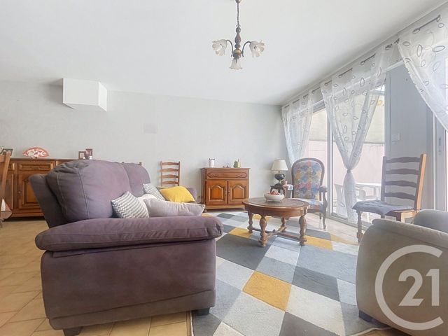 maison à vendre - 5 pièces - 127.0 m2 - ROCHEFORT - 17 - POITOU-CHARENTES - Century 21 L'Arsenal
