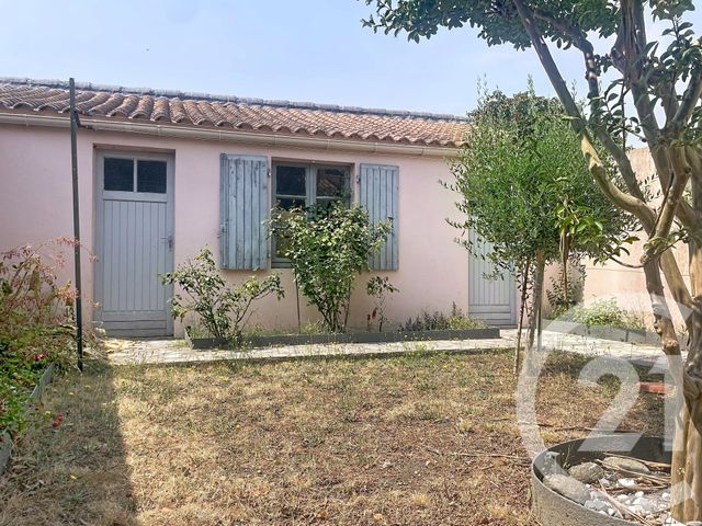 maison à vendre - 5 pièces - 127.0 m2 - ROCHEFORT - 17 - POITOU-CHARENTES - Century 21 L'Arsenal