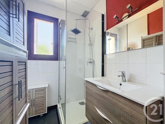 maison à vendre - 6 pièces - 105.02 m2 - ROCHEFORT - 17 - POITOU-CHARENTES - Century 21 L'Arsenal