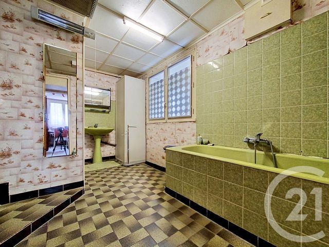 maison à vendre - 6 pièces - 106.9 m2 - ROCHEFORT - 17 - POITOU-CHARENTES - Century 21 L'Arsenal