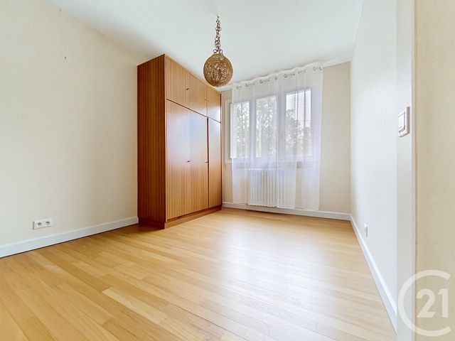 maison à vendre - 6 pièces - 106.9 m2 - ROCHEFORT - 17 - POITOU-CHARENTES - Century 21 L'Arsenal