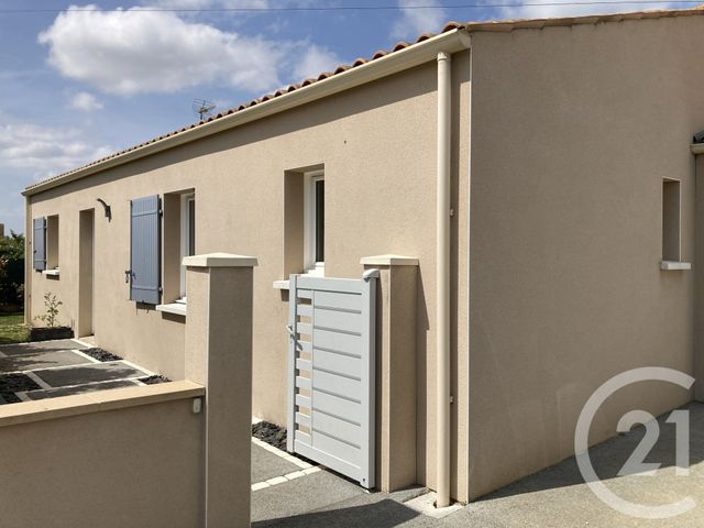 maison à vendre - 4 pièces - 85.0 m2 - ECHILLAIS - 17 - POITOU-CHARENTES - Century 21 L'Arsenal