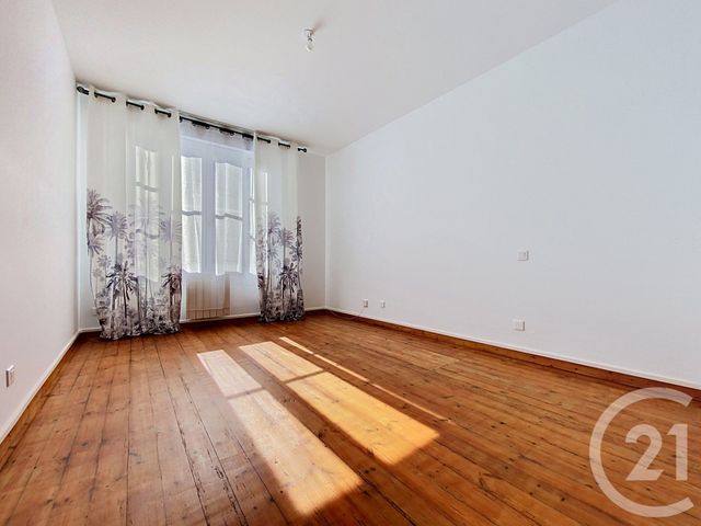 Appartement F3 à vendre - 3 pièces - 76.0 m2 - ROCHEFORT - 17 - POITOU-CHARENTES - Century 21 L'Arsenal