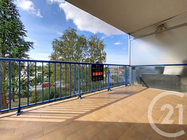 Appartement à vendre - 3 pièces - 86.72 m2 - ROCHEFORT - 17 - POITOU-CHARENTES - Century 21 L'Arsenal