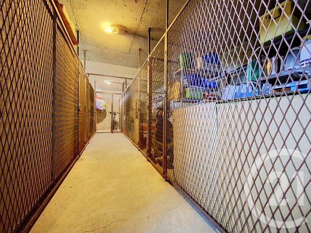 Appartement à vendre - 3 pièces - 86.72 m2 - ROCHEFORT - 17 - POITOU-CHARENTES - Century 21 L'Arsenal