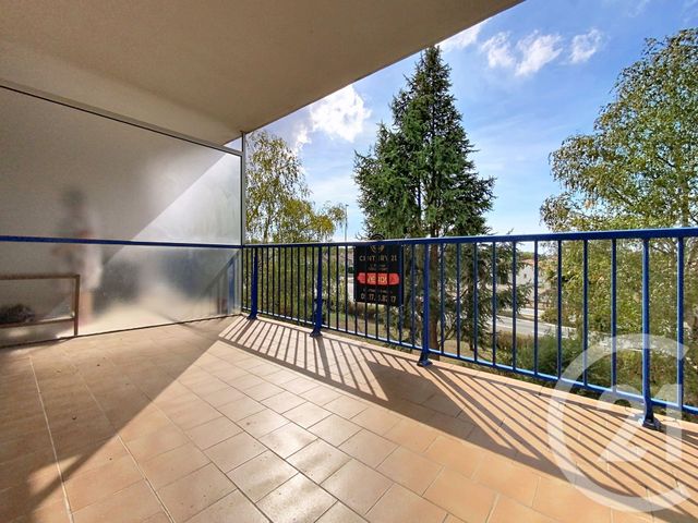 Appartement à vendre - 3 pièces - 86.72 m2 - ROCHEFORT - 17 - POITOU-CHARENTES - Century 21 L'Arsenal