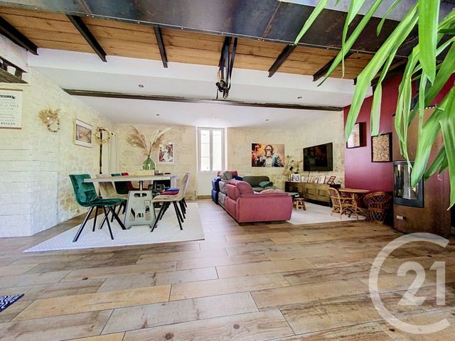 maison à vendre - 5 pièces - 205.57 m2 - ECHILLAIS - 17 - POITOU-CHARENTES - Century 21 L'Arsenal
