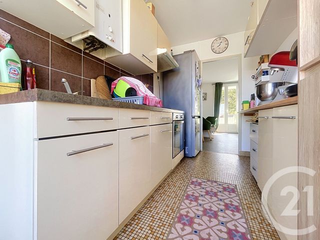 Appartement F4 à vendre - 4 pièces - 67.91 m2 - ROCHEFORT - 17 - POITOU-CHARENTES - Century 21 L'Arsenal