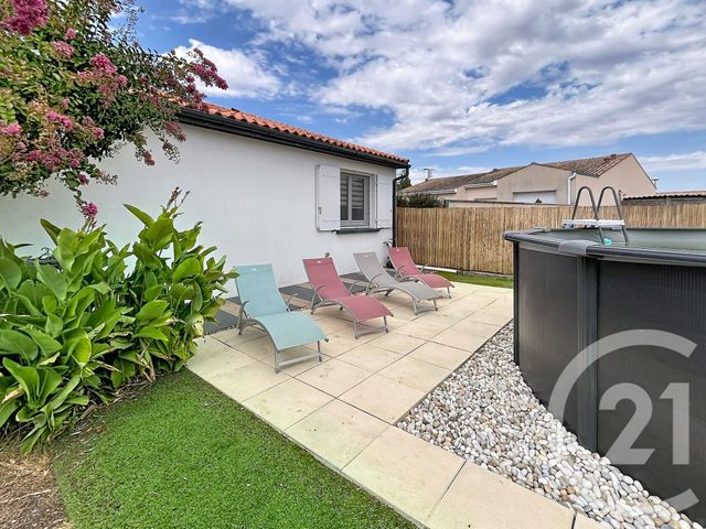 maison à vendre - 5 pièces - 142.0 m2 - TONNAY CHARENTE - 17 - POITOU-CHARENTES - Century 21 L'Arsenal