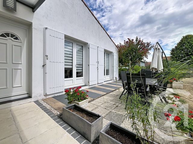 maison à vendre - 5 pièces - 142.0 m2 - TONNAY CHARENTE - 17 - POITOU-CHARENTES - Century 21 L'Arsenal