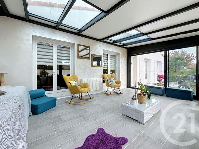 maison à vendre - 5 pièces - 142.0 m2 - TONNAY CHARENTE - 17 - POITOU-CHARENTES - Century 21 L'Arsenal