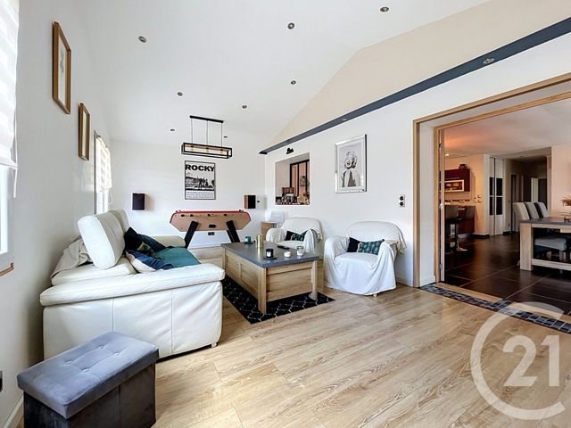 maison à vendre - 5 pièces - 142.0 m2 - TONNAY CHARENTE - 17 - POITOU-CHARENTES - Century 21 L'Arsenal