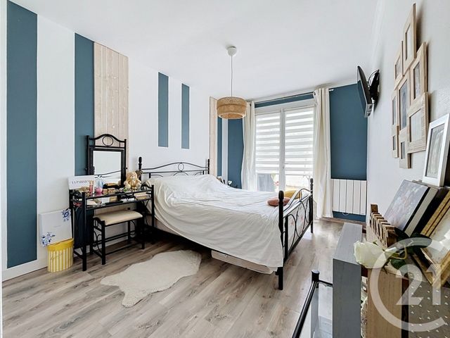 maison à vendre - 5 pièces - 142.0 m2 - TONNAY CHARENTE - 17 - POITOU-CHARENTES - Century 21 L'Arsenal