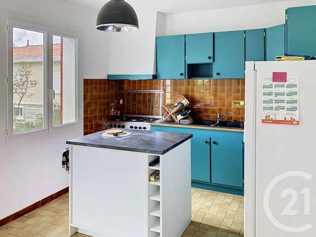 maison à vendre - 5 pièces - 167.0 m2 - ECHILLAIS - 17 - POITOU-CHARENTES - Century 21 L'Arsenal