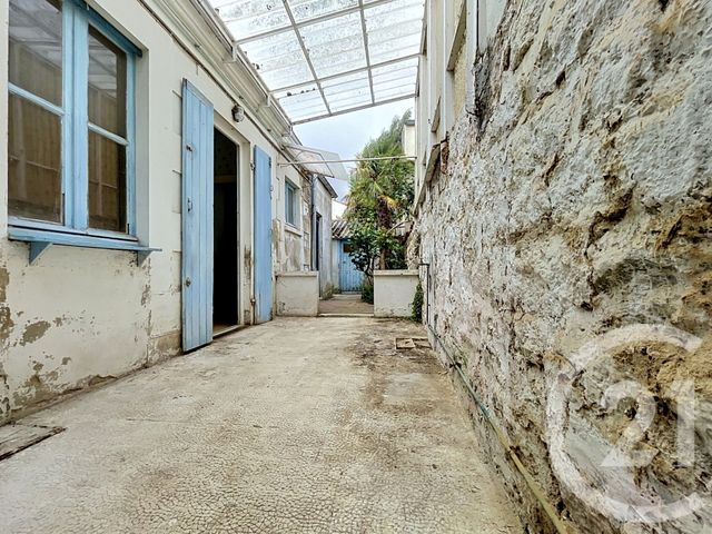 maison à vendre - 2 pièces - 57.6 m2 - ROCHEFORT - 17 - POITOU-CHARENTES - Century 21 L'Arsenal