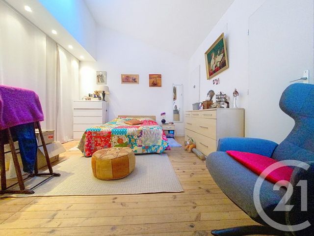 Appartement F2 à vendre - 2 pièces - 54.8 m2 - ROCHEFORT - 17 - POITOU-CHARENTES - Century 21 L'Arsenal