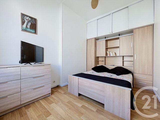 Appartement à vendre - 2 pièces - 37.3 m2 - ROCHEFORT - 17 - POITOU-CHARENTES - Century 21 L'Arsenal