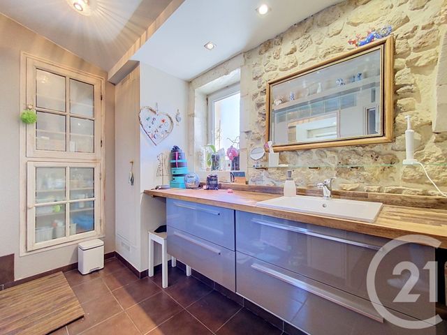 maison à vendre - 7 pièces - 217.0 m2 - VERGEROUX - 17 - POITOU-CHARENTES - Century 21 L'Arsenal
