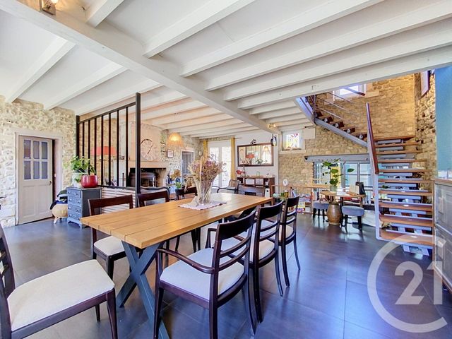 maison à vendre - 7 pièces - 217.0 m2 - VERGEROUX - 17 - POITOU-CHARENTES - Century 21 L'Arsenal