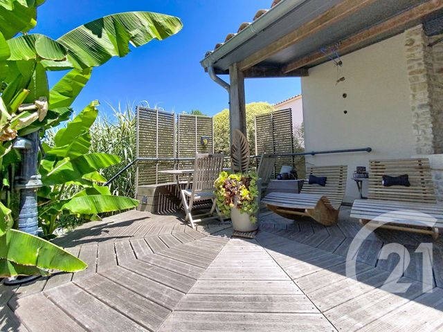 maison à vendre - 7 pièces - 217.0 m2 - VERGEROUX - 17 - POITOU-CHARENTES - Century 21 L'Arsenal