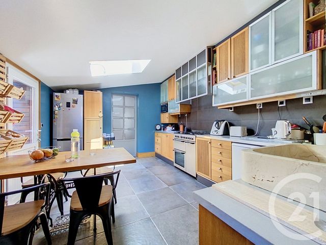 maison à vendre - 7 pièces - 217.0 m2 - VERGEROUX - 17 - POITOU-CHARENTES - Century 21 L'Arsenal