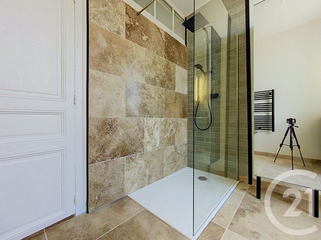 Appartement F3 à vendre - 3 pièces - 63.1 m2 - ROCHEFORT - 17 - POITOU-CHARENTES - Century 21 L'Arsenal