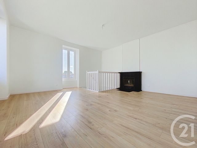 Appartement F3 à vendre - 3 pièces - 63.1 m2 - ROCHEFORT - 17 - POITOU-CHARENTES - Century 21 L'Arsenal