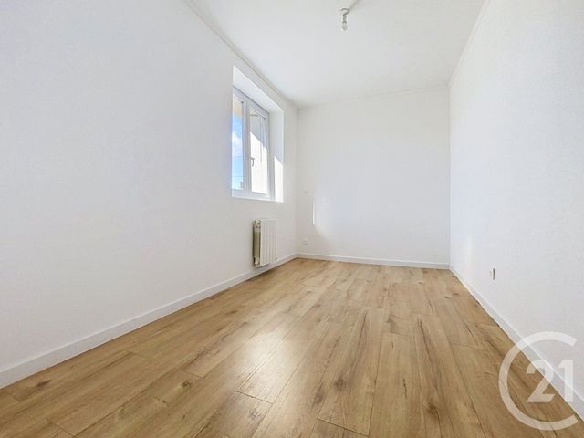 Appartement F3 à vendre - 3 pièces - 63.1 m2 - ROCHEFORT - 17 - POITOU-CHARENTES - Century 21 L'Arsenal