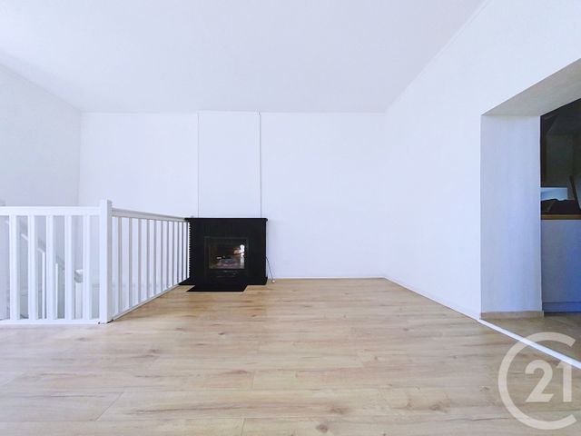 Appartement F3 à vendre - 3 pièces - 63.1 m2 - ROCHEFORT - 17 - POITOU-CHARENTES - Century 21 L'Arsenal