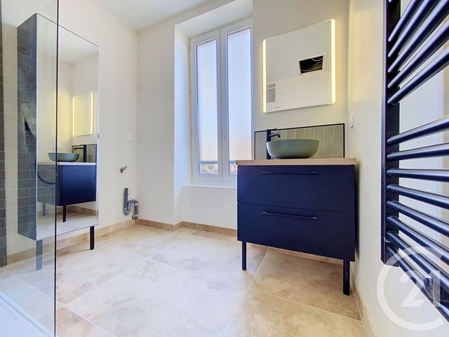 Appartement F3 à vendre - 3 pièces - 63.1 m2 - ROCHEFORT - 17 - POITOU-CHARENTES - Century 21 L'Arsenal