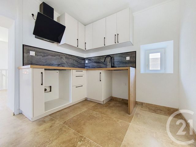 Appartement F3 à vendre - 3 pièces - 63.1 m2 - ROCHEFORT - 17 - POITOU-CHARENTES - Century 21 L'Arsenal
