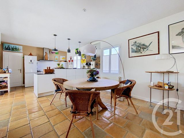 maison à vendre - 5 pièces - 160.0 m2 - TONNAY CHARENTE - 17 - POITOU-CHARENTES - Century 21 L'Arsenal