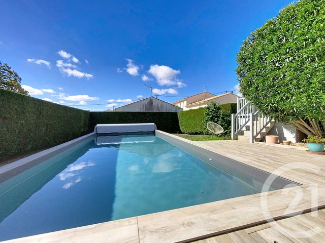 maison à vendre - 5 pièces - 160.0 m2 - TONNAY CHARENTE - 17 - POITOU-CHARENTES - Century 21 L'Arsenal