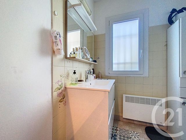 maison à vendre - 5 pièces - 134.0 m2 - ROCHEFORT - 17 - POITOU-CHARENTES - Century 21 L'Arsenal