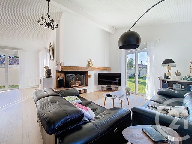 maison à vendre - 5 pièces - 134.0 m2 - ROCHEFORT - 17 - POITOU-CHARENTES - Century 21 L'Arsenal