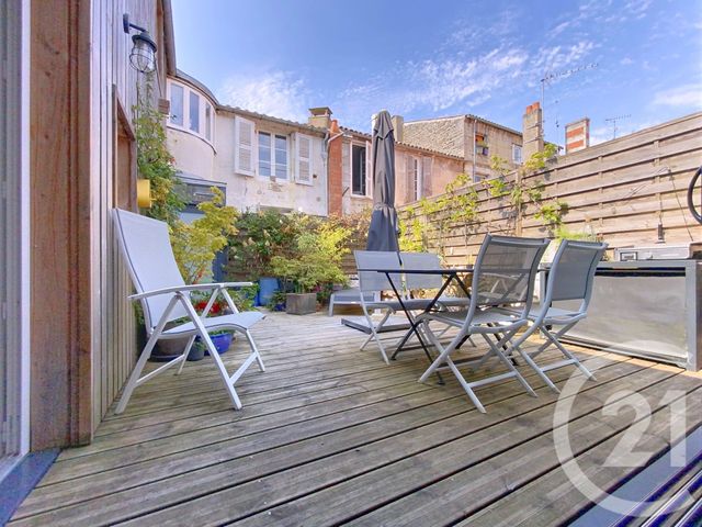 Appartement F5 à vendre - 5 pièces - 131.31 m2 - ROCHEFORT - 17 - POITOU-CHARENTES - Century 21 L'Arsenal