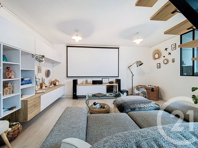 Appartement F5 à vendre - 5 pièces - 131.31 m2 - ROCHEFORT - 17 - POITOU-CHARENTES - Century 21 L'Arsenal
