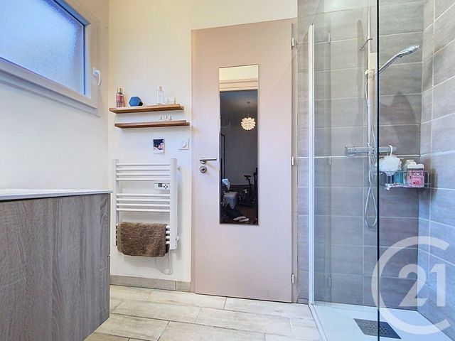 Appartement F5 à vendre - 5 pièces - 131.31 m2 - ROCHEFORT - 17 - POITOU-CHARENTES - Century 21 L'Arsenal