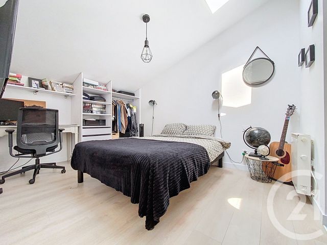 Appartement F5 à vendre - 5 pièces - 131.31 m2 - ROCHEFORT - 17 - POITOU-CHARENTES - Century 21 L'Arsenal