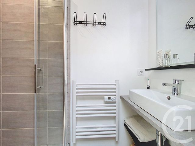 Appartement F5 à vendre - 5 pièces - 131.31 m2 - ROCHEFORT - 17 - POITOU-CHARENTES - Century 21 L'Arsenal